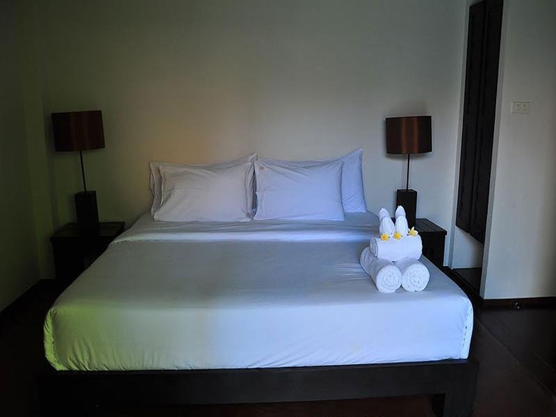 Chidlom Resort,Cha-Am>>Ban Laem,3 star