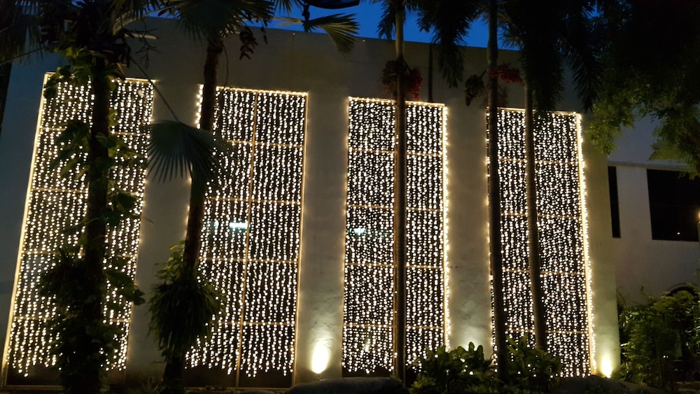 royal diamond hotel