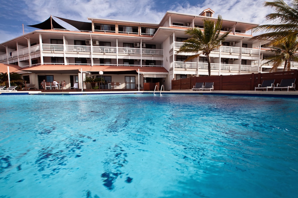 le stanley hotel and suites