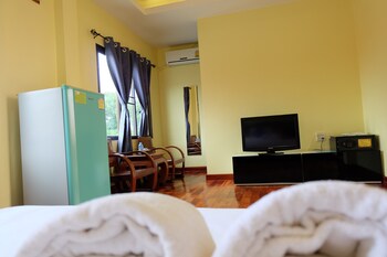 Inthira Thakhek,Thakhek>>Muang Khammouan,3 star