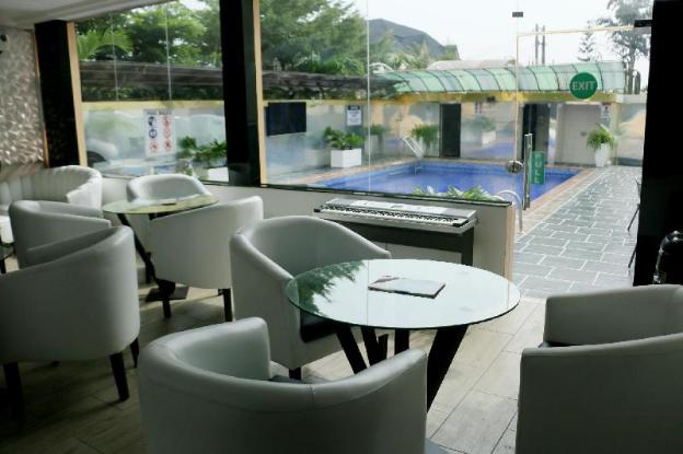 parkview astoria hotel