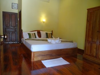 Villa Somphong,Near Heritage House,2 star