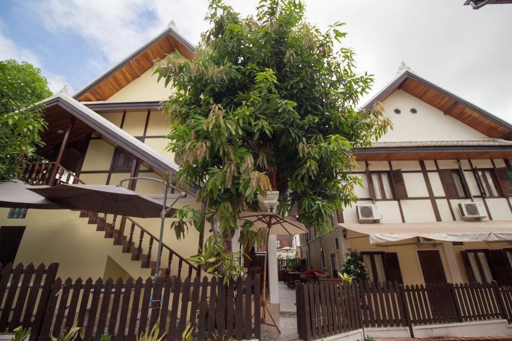 villa somphong