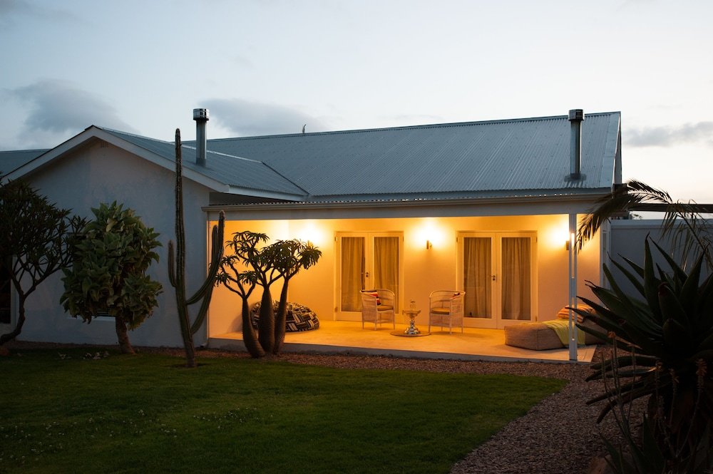 Mo & Rose At Soekershof,Cape Town>>Ashton,4 star