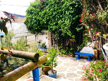 athenian villa
