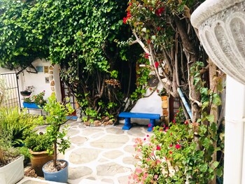 athenian villa