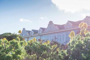 Blue Bay Lodge,Langebaan>>Cape Town,3 star