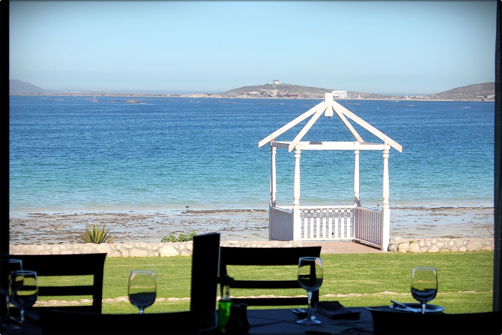 blue bay lodge