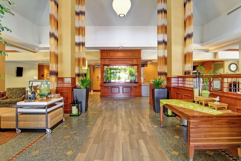 hilton garden inn ottawa airport