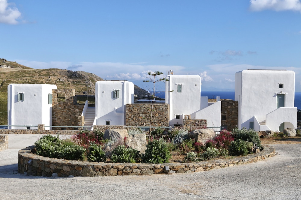 niriides homes and villas