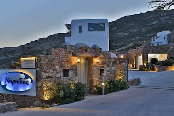 niriides homes and villas