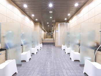 anshin oyado akihabara caters to men