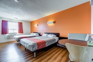 motel 6 innisfail ab