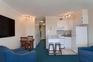 casa del mar beachfront suites