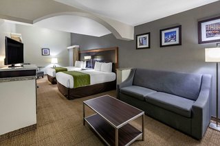comfort inn andsuites burbank
