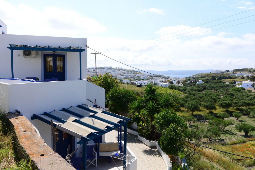 vivere a plakes milos