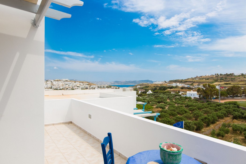 vivere a plakes milos