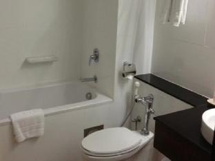 the color hotel hat yai