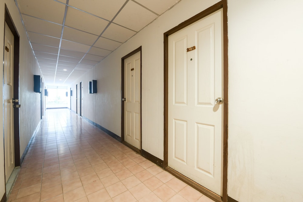 deeden pattaya resort