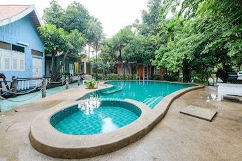 deeden pattaya resort