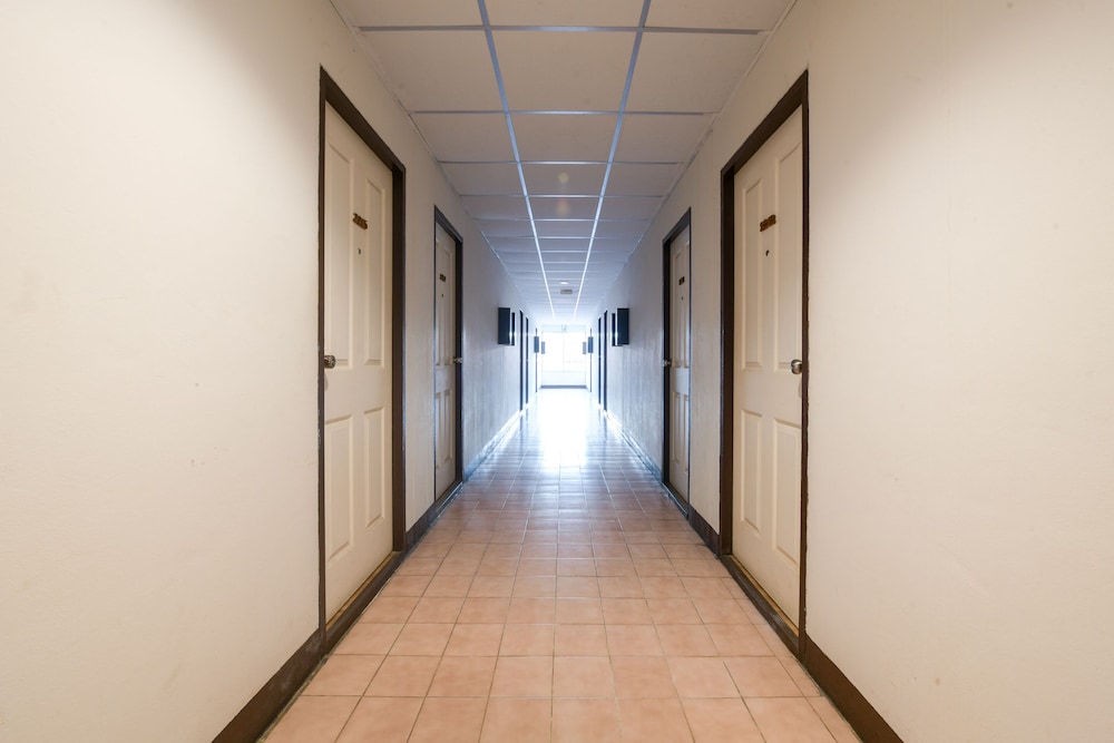 deeden pattaya resort