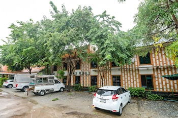 deeden pattaya resort