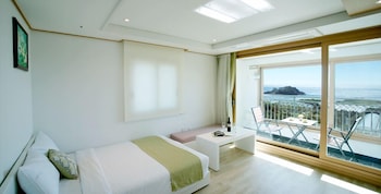 marine port resort