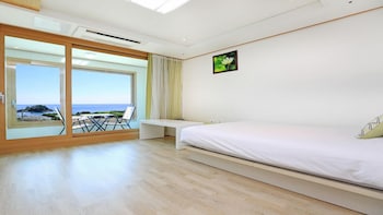 marine port resort