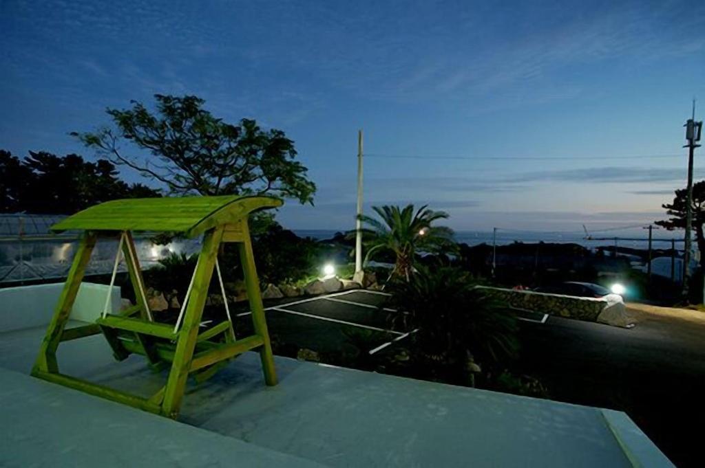 marine port resort