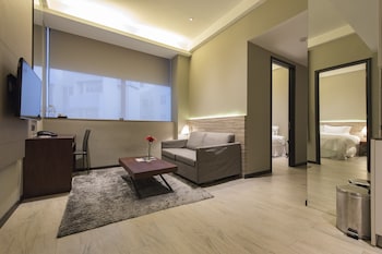 louis kienne serviced residences