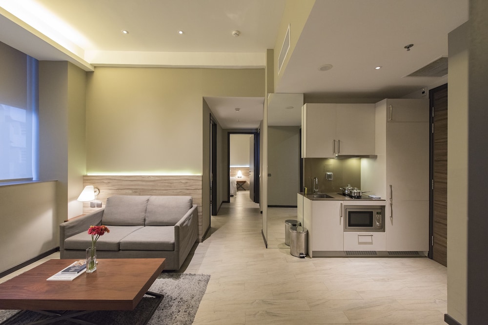 louis kienne serviced residences