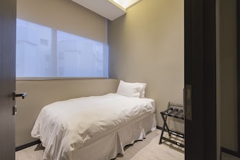 louis kienne serviced residences