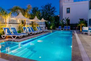 via farilya hotel