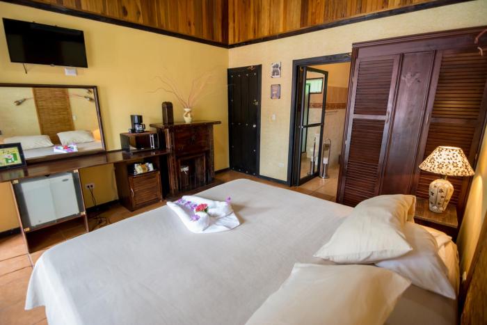 pacific paradise resort