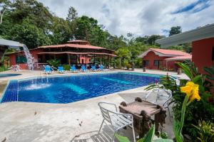 Pacific Paradise Resort,Manuel Antonio>>Herradura,3 star