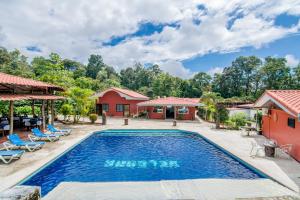 Pacific Paradise Resort,Manuel Antonio>>Herradura,3 star