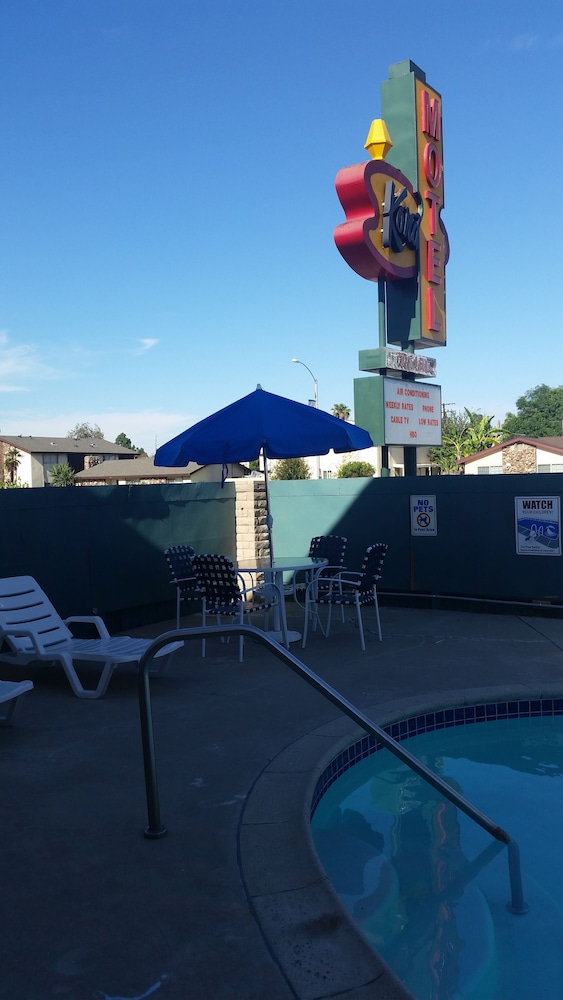 kona inn motel anaheim