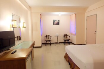 chudchada place hat yai