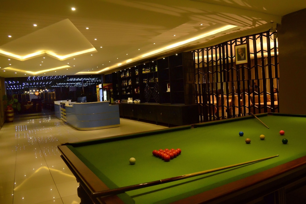2000 hotel downtown kigali
