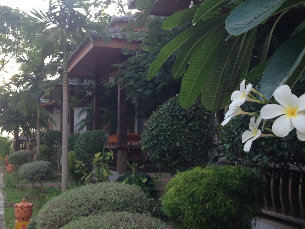 khum laanta resort