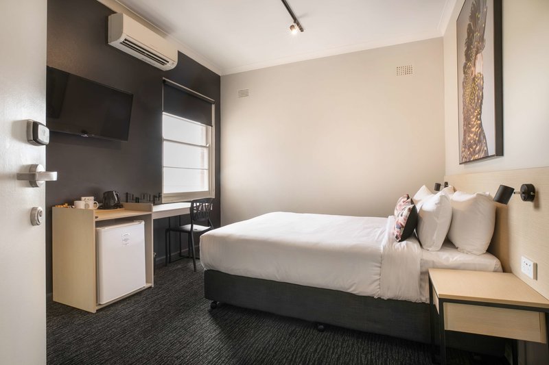 nightcap at the charles hotel