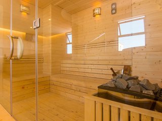 Sun & Moon, Urban Hotel,Daun Penh>>Boeung Keng Kang,4 star