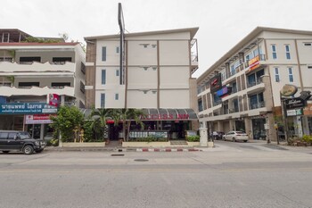 access inn pattaya