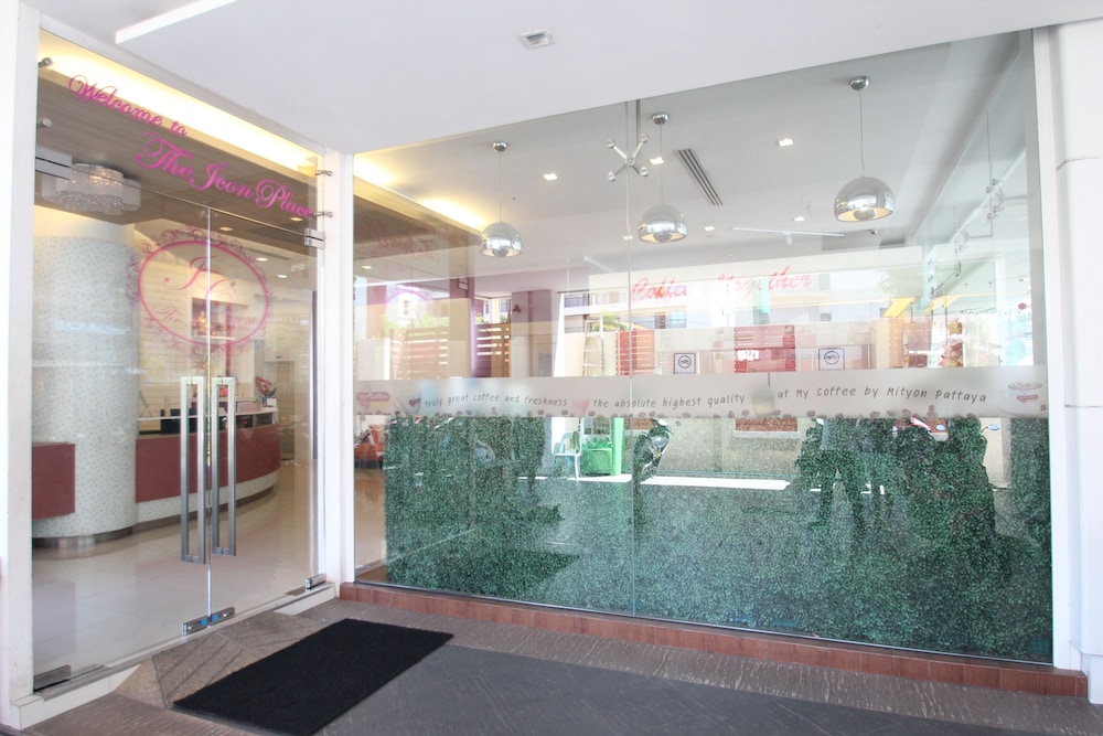 the icon place at central pattaya