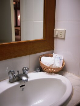 p72 hotel