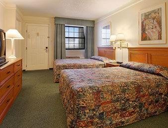 red roof inn and suites houston hobby airport