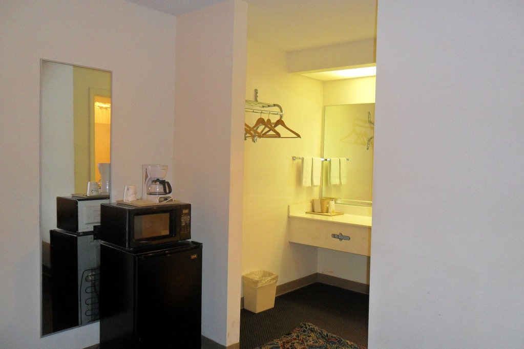 Luxury Inn And Suites,Alabama>>Selma,3 star