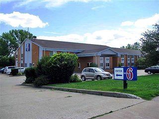 Motel 6-Davenport, Ia,Eldridge>>Davenport,2 star