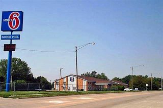 Motel 6-Davenport, Ia,Eldridge>>Davenport,2 star