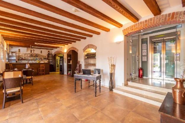 heritage villa apolon